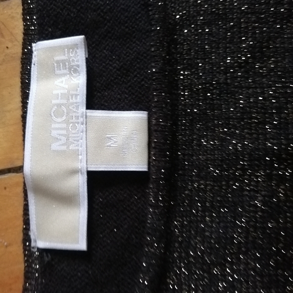 Micheal Kors sweater - Picture 2 of 3